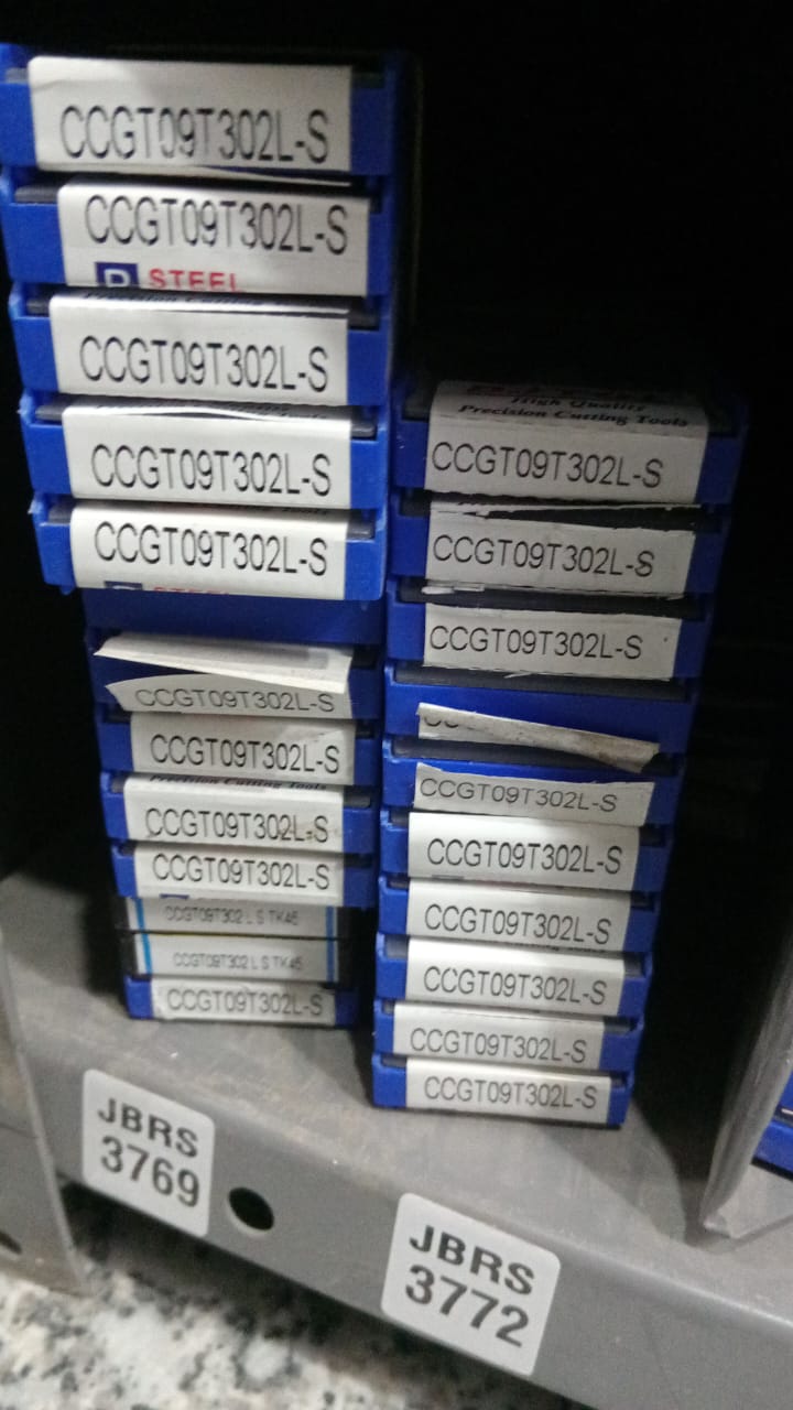 Stack of metal cutting tools