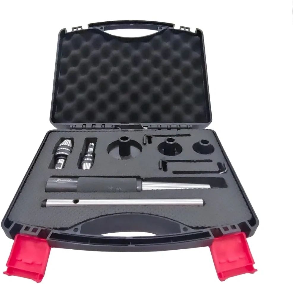 Tool set in carrying case
