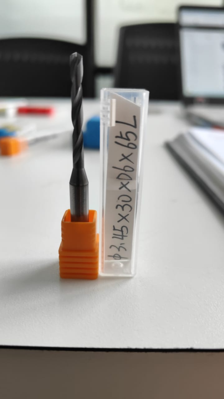 3.45mm diameter, 6-flute end mill