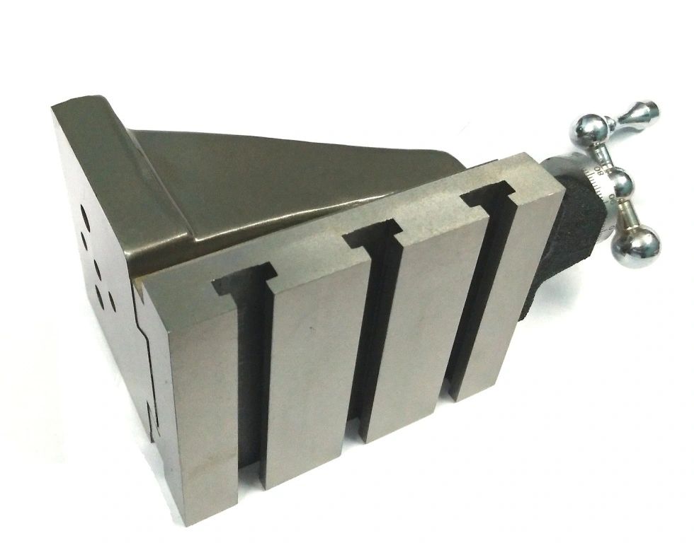 Adjustable angle plate