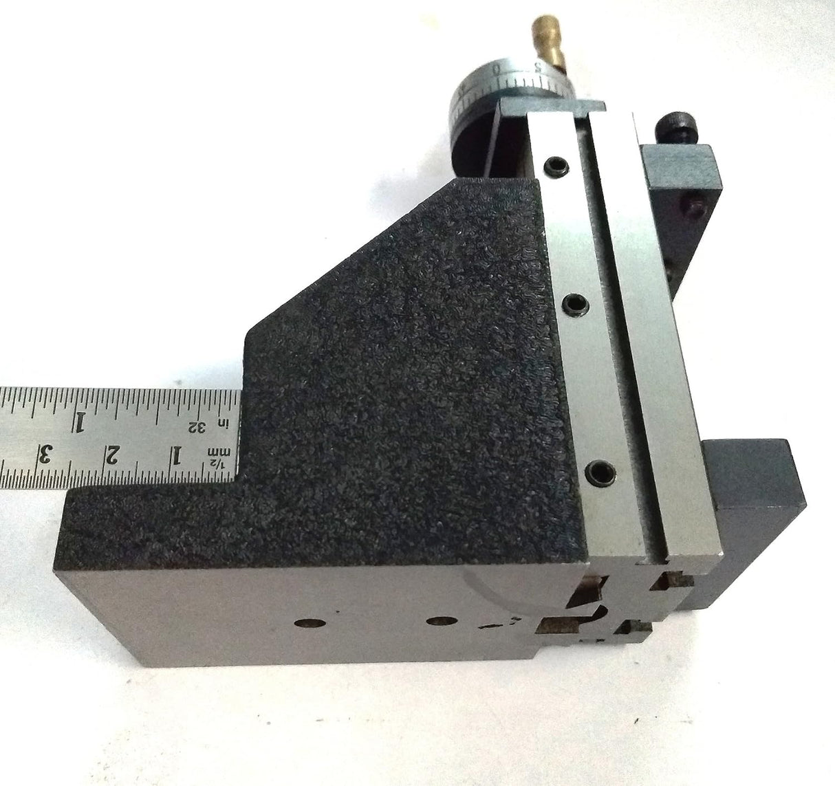 Measuring adjustable metal tool holder