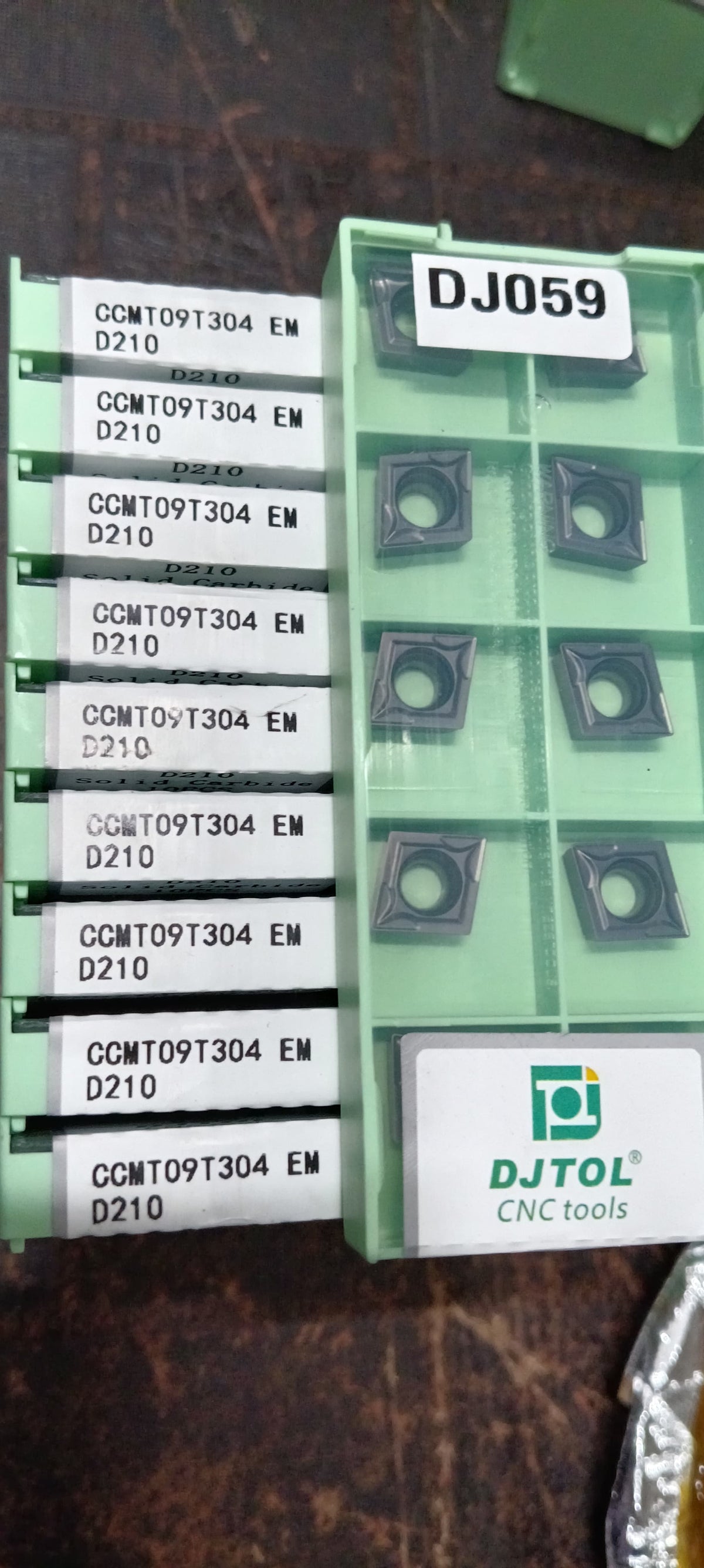 DJTOL CCMT 09T304 CNC Carbide Inserts