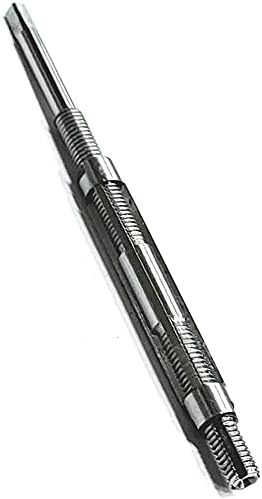 Adjustable hand reamer