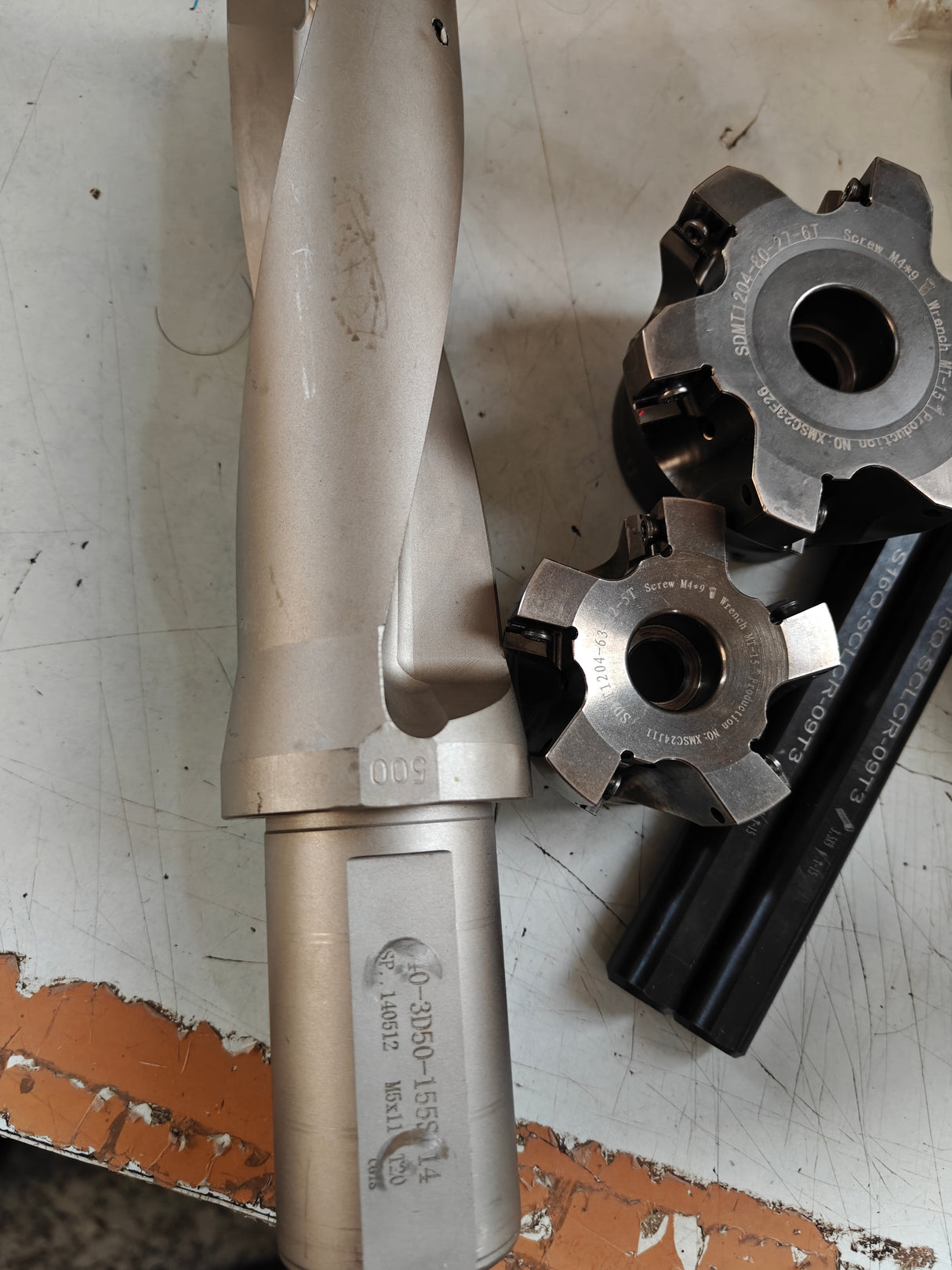 SDMT CUTTERS, U DRILLS , LNMU CUTTER , BT40 APU13 , BORING BAR DEAL