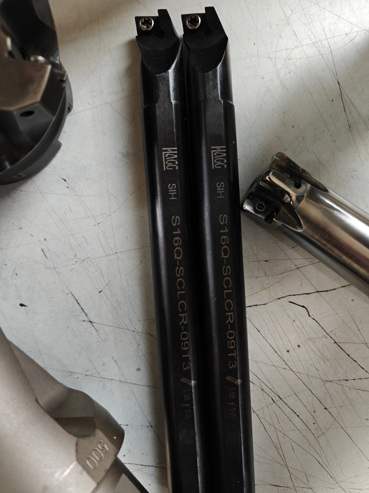 SDMT CUTTERS, U DRILLS , LNMU CUTTER , BT40 APU13 , BORING BAR DEAL