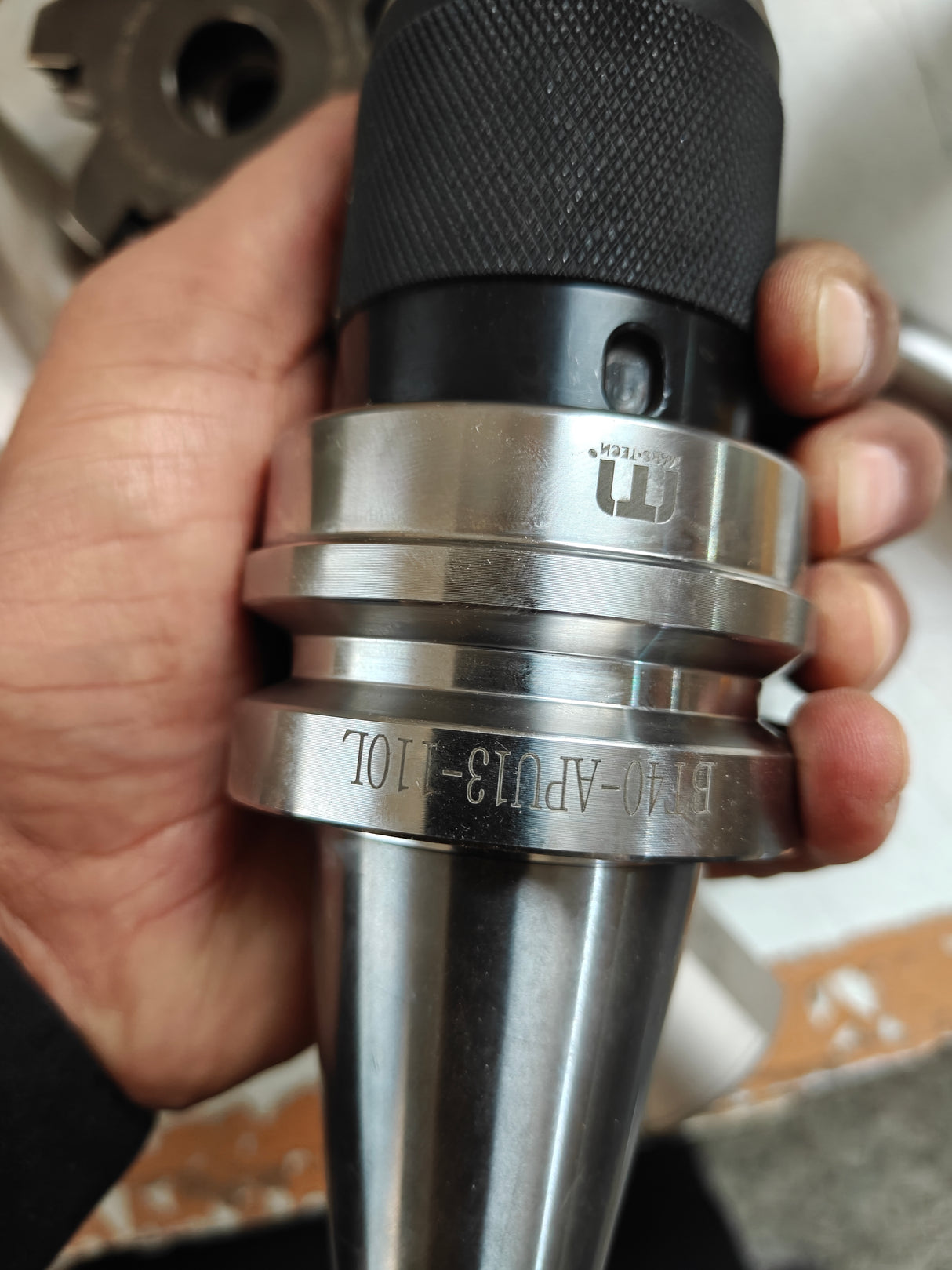 SDMT CUTTERS, U DRILLS , LNMU CUTTER , BT40 APU13 , BORING BAR DEAL