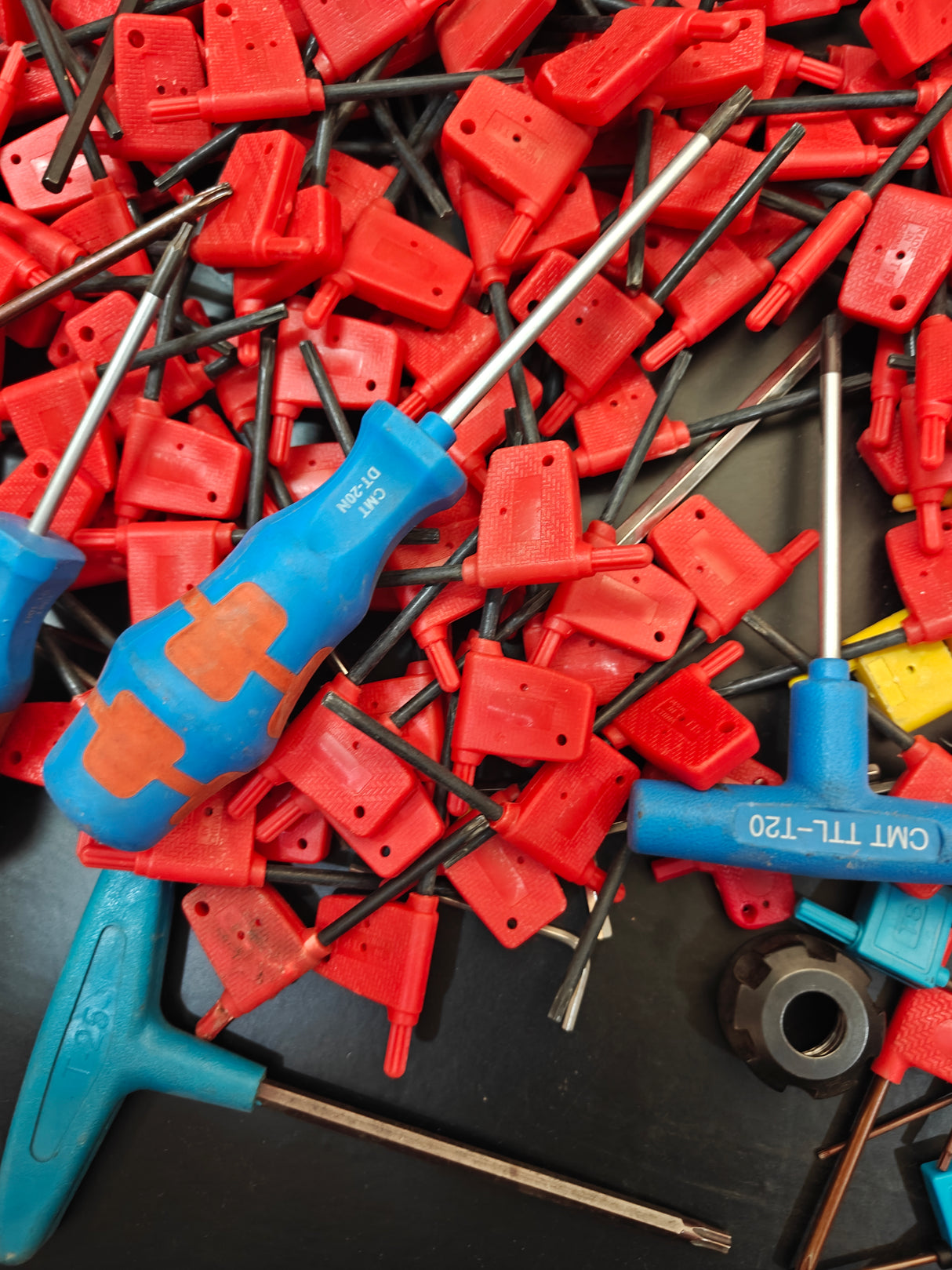 MIX TORX KEY AND ALLEN KEY PACK OF 200-220 PCS