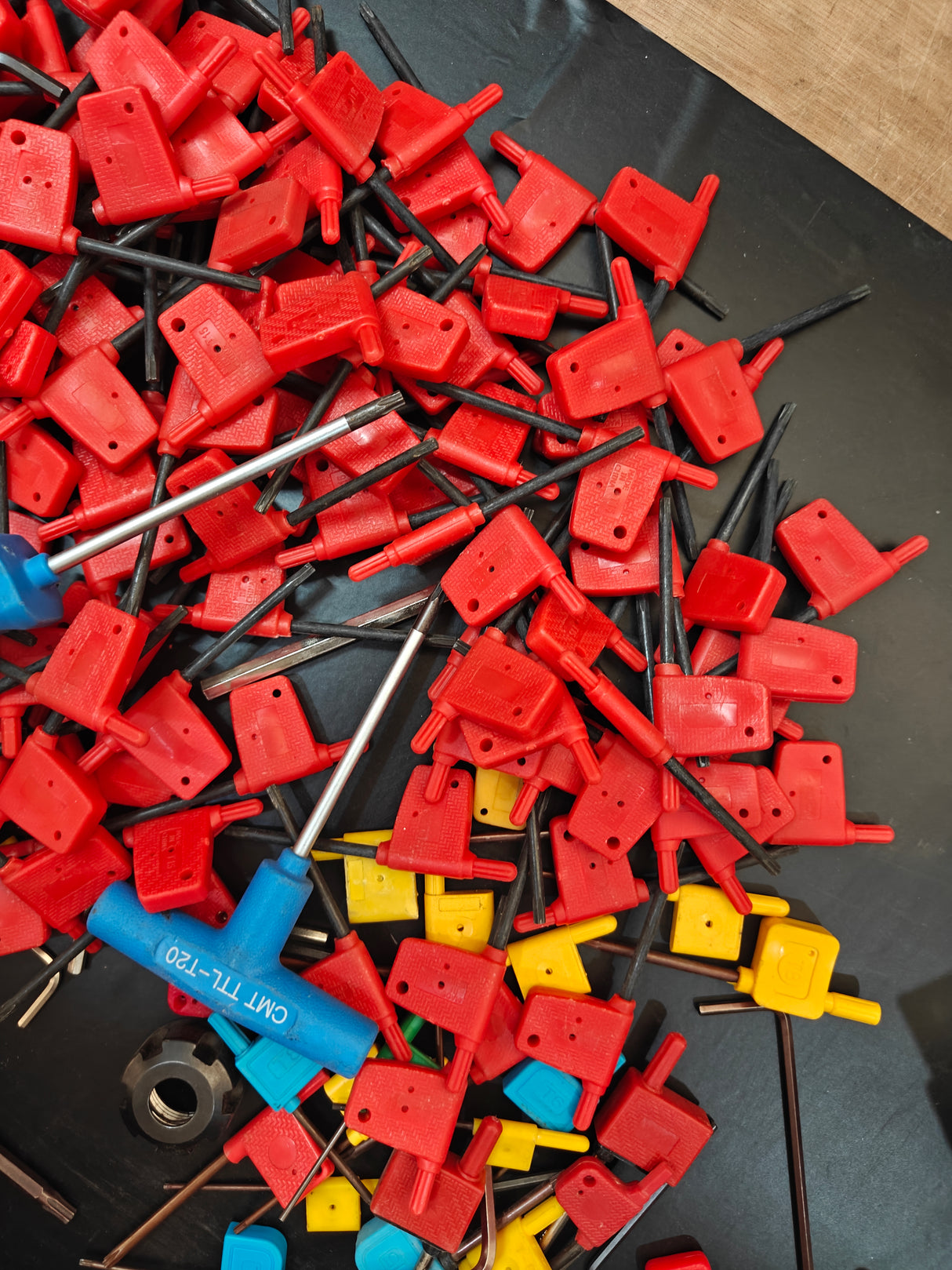 MIX TORX KEY AND ALLEN KEY PACK OF 200-220 PCS