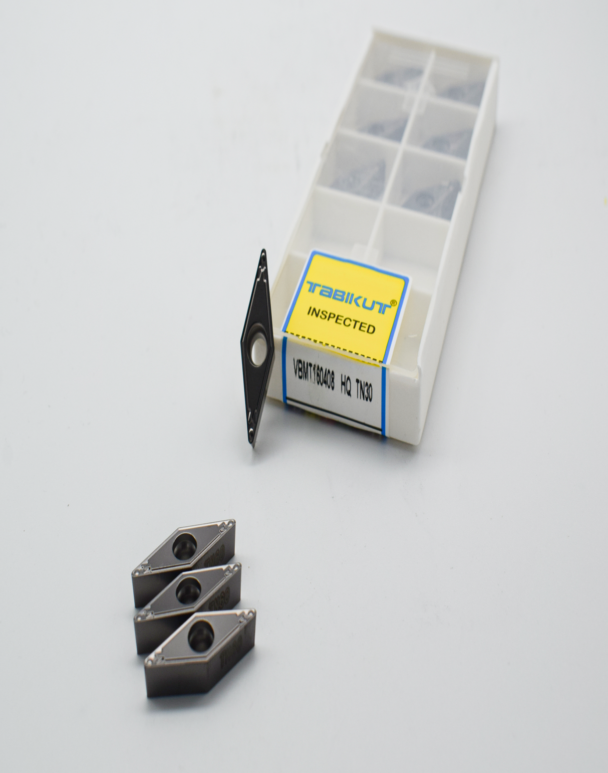 A pack of Tabikut cermet carbide inserts