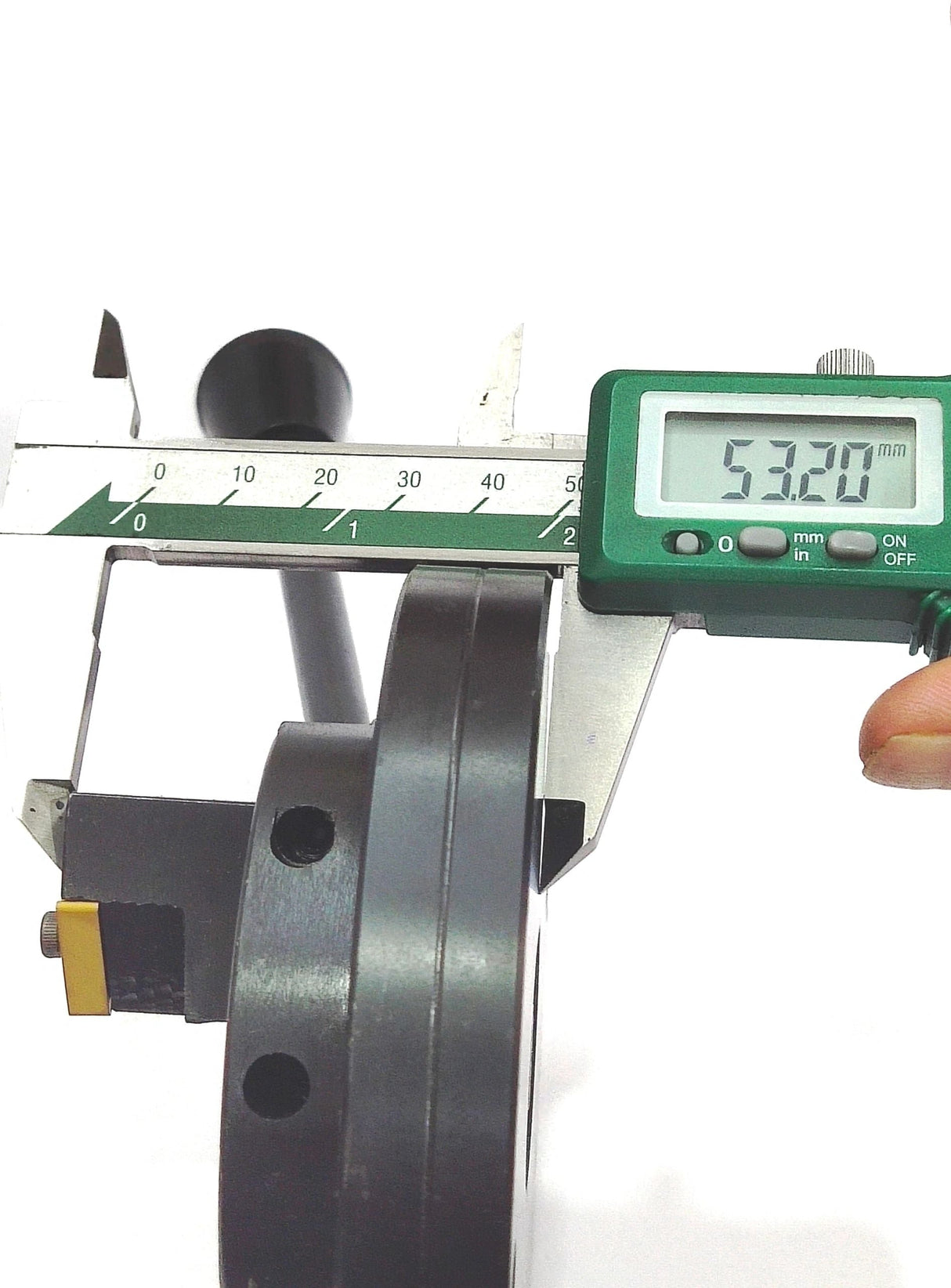 Digital calipers measuring