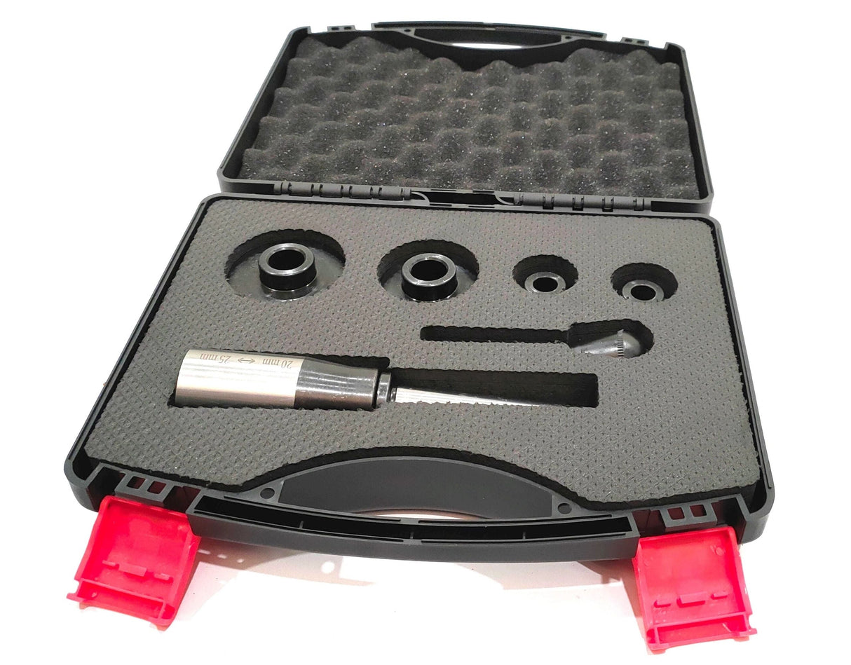 Tool set in protective case