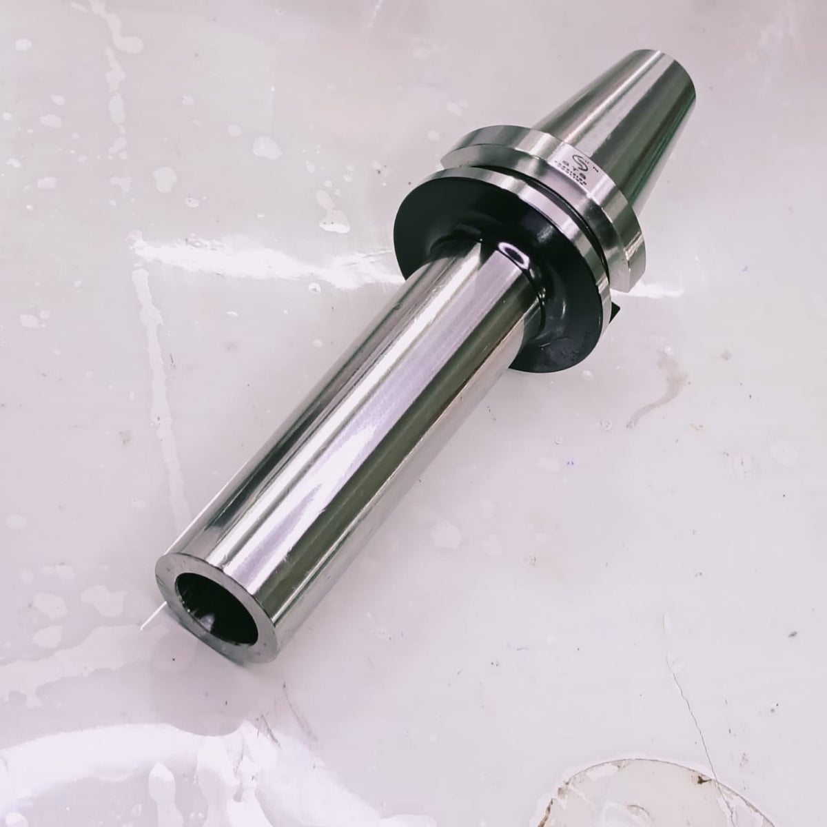 Metal tool holder