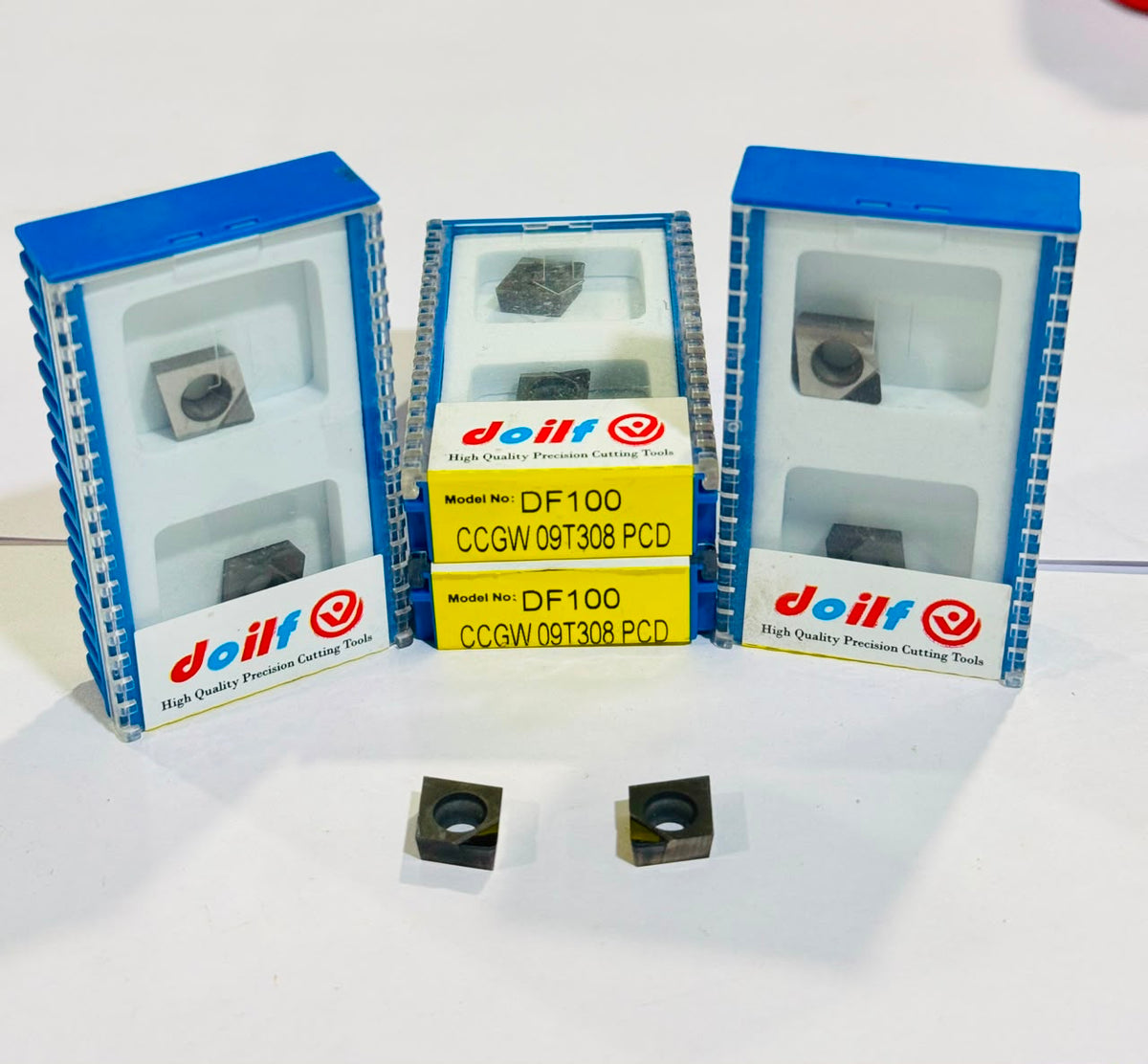 Carbide indexable lathe threading inserts