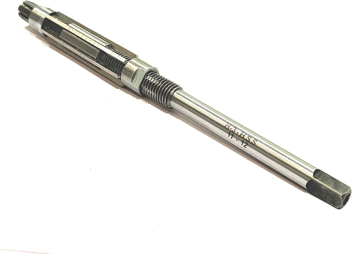 Adjustable hand reamer