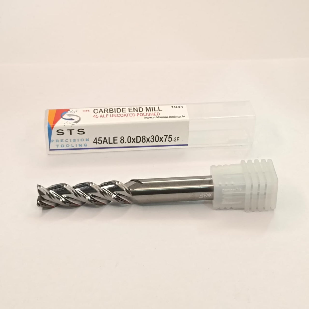 Carbide end mill with packaging