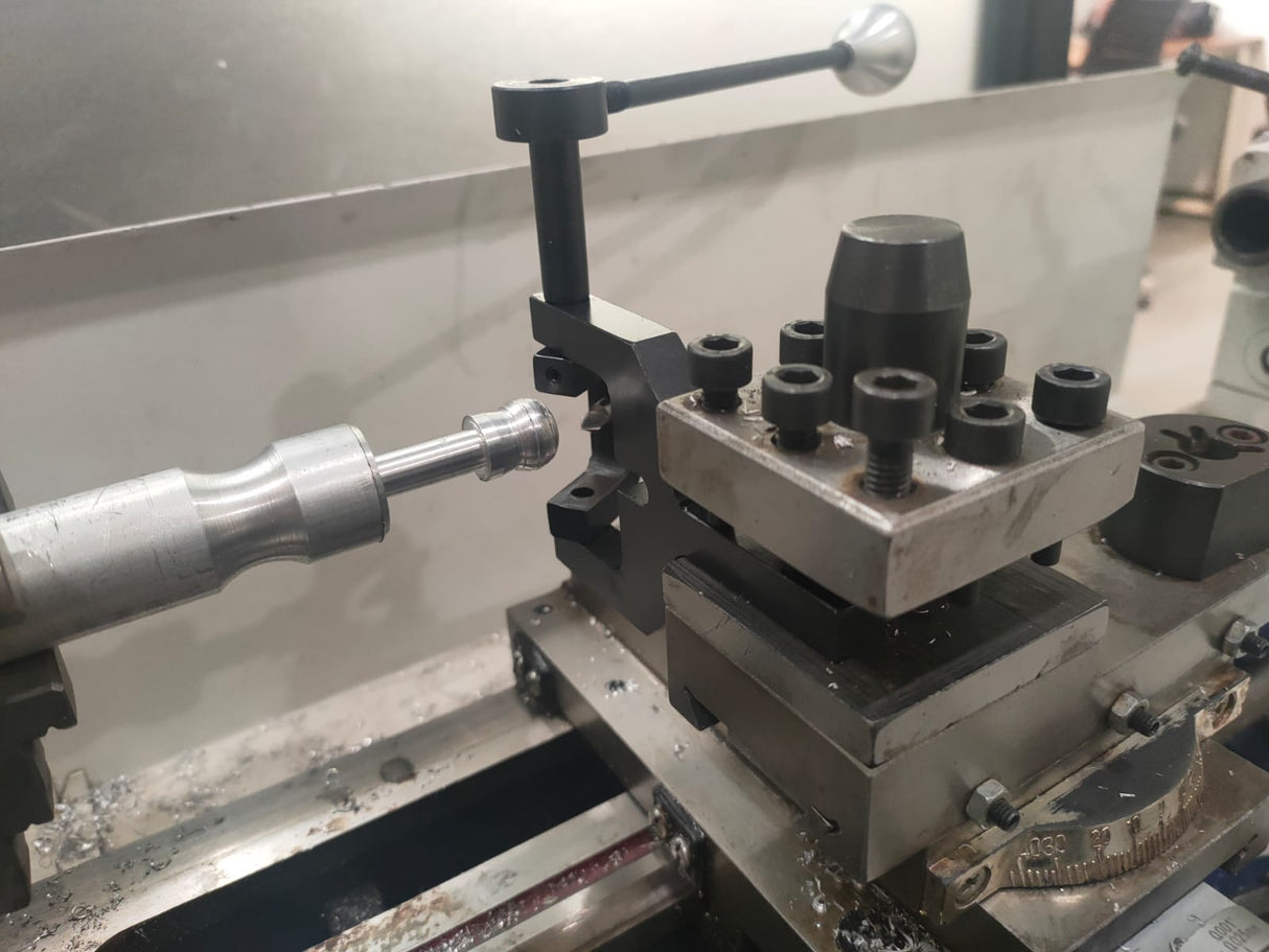 Compact design featured in Lathe Ball Turning Attachment tool