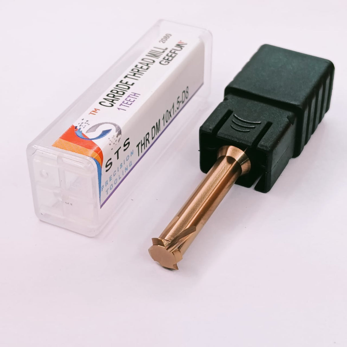 Carbide thread mill tool