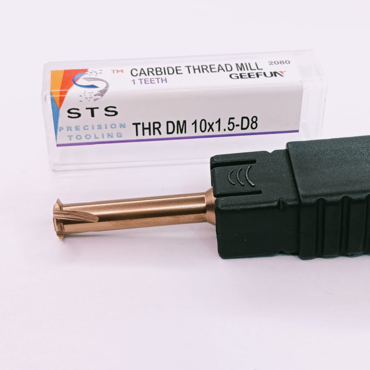 Carbide thread mill tool