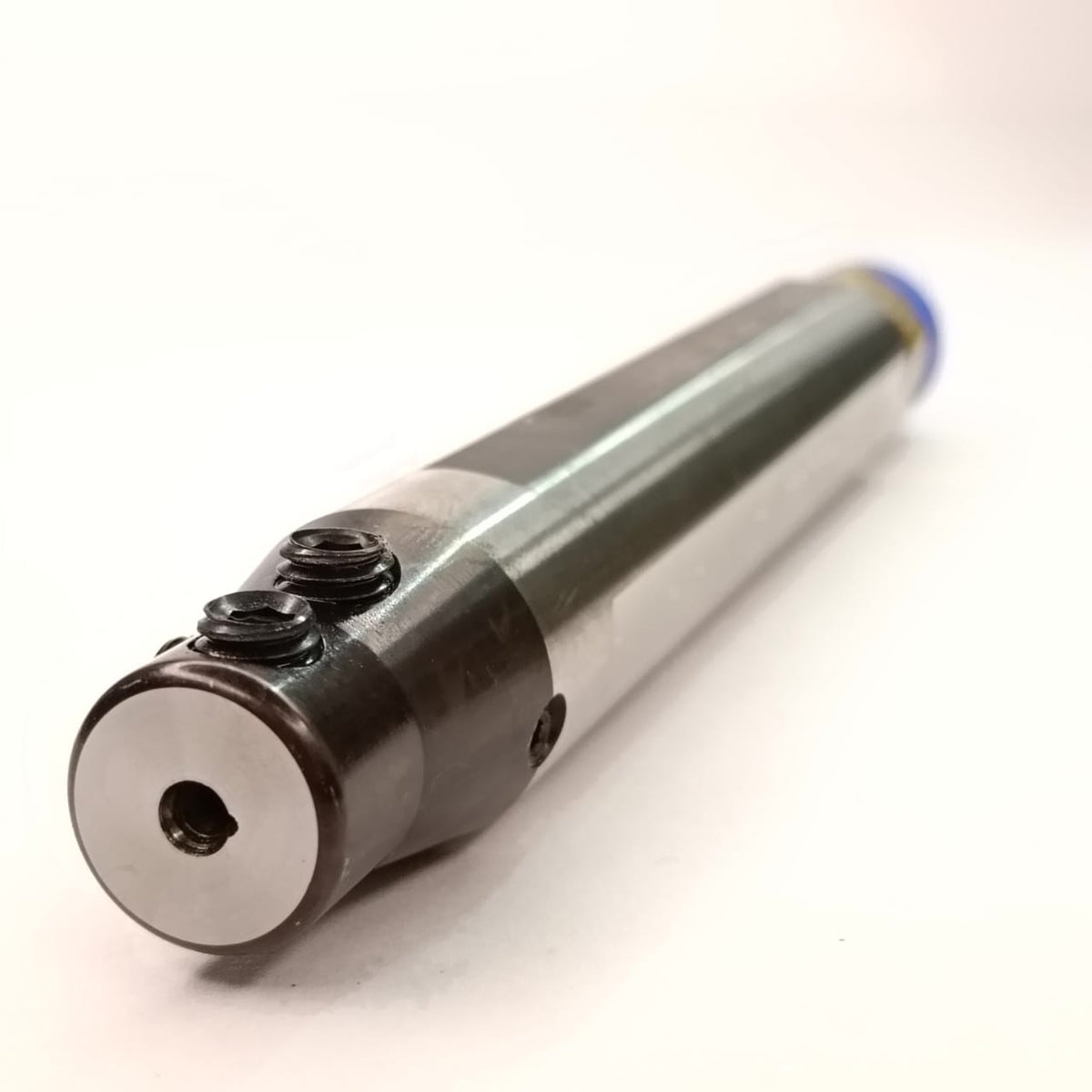 Metal cylindrical component with threaded end