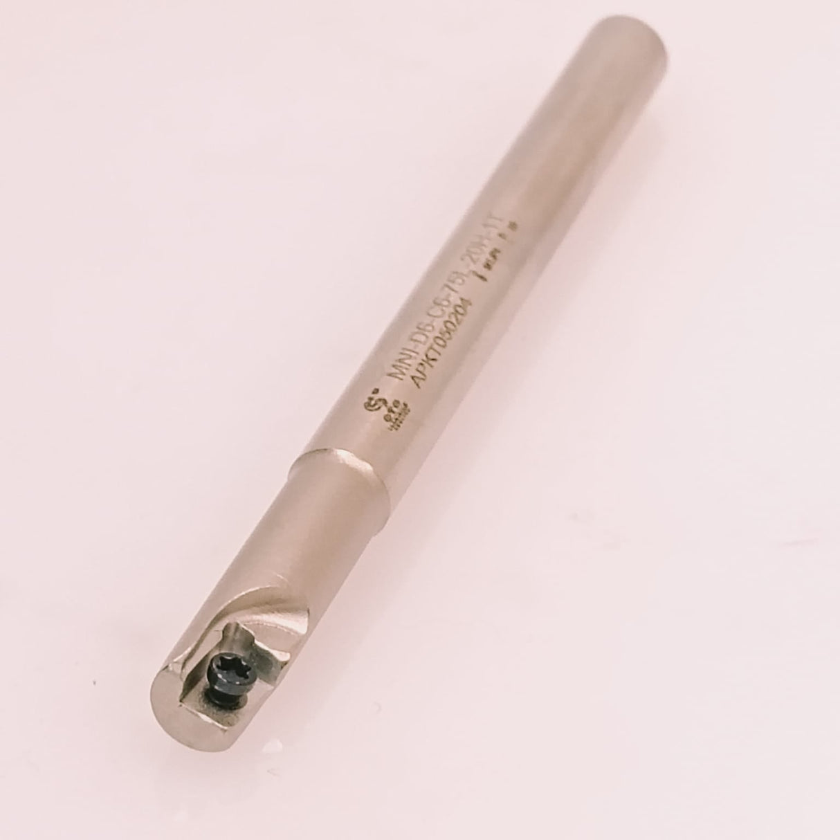 Metal cutting tool