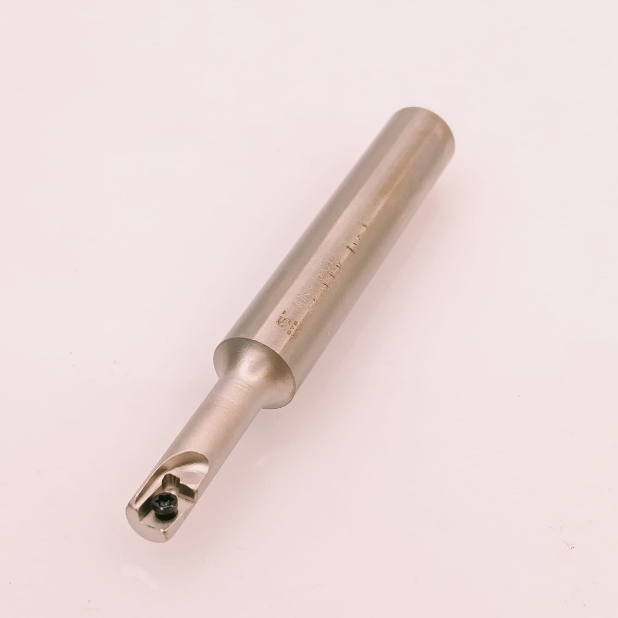 Metal cutting tool