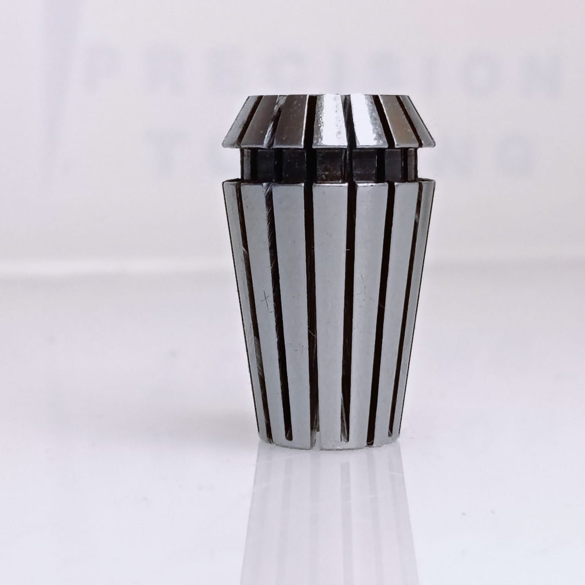 One metal collet