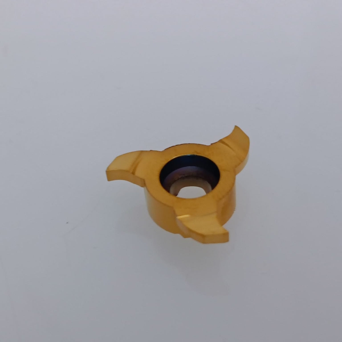 Carbide thread milling insert