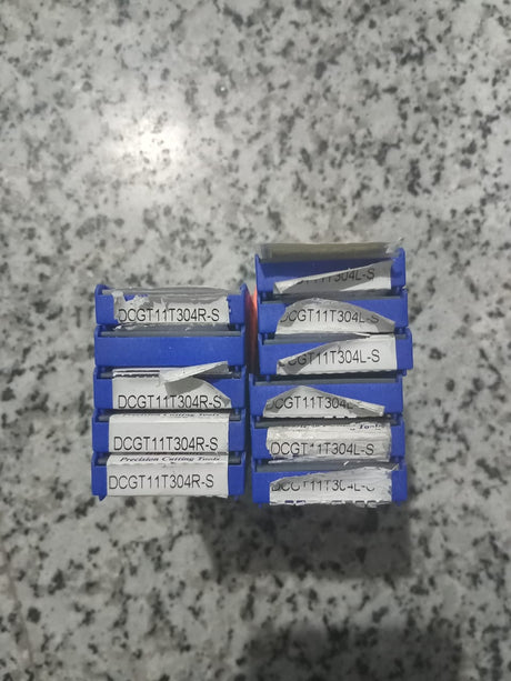 Set of metal cutting tools