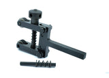 Knurling tool with spare spring
