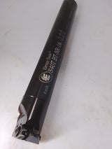 Right-handed internal boring bar