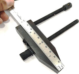 Parallel clamp measuring with ruler
