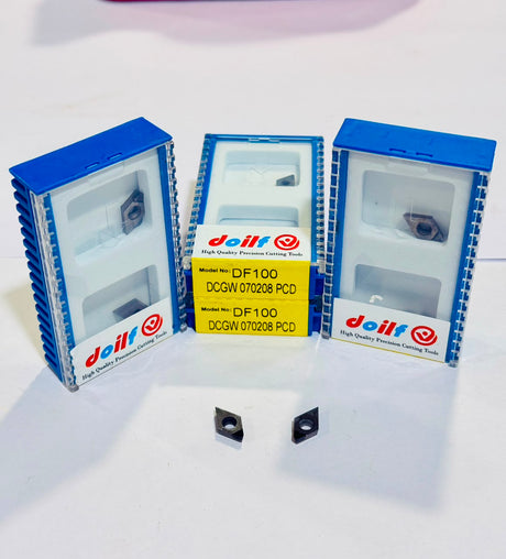 Carbide indexable lathe threading inserts