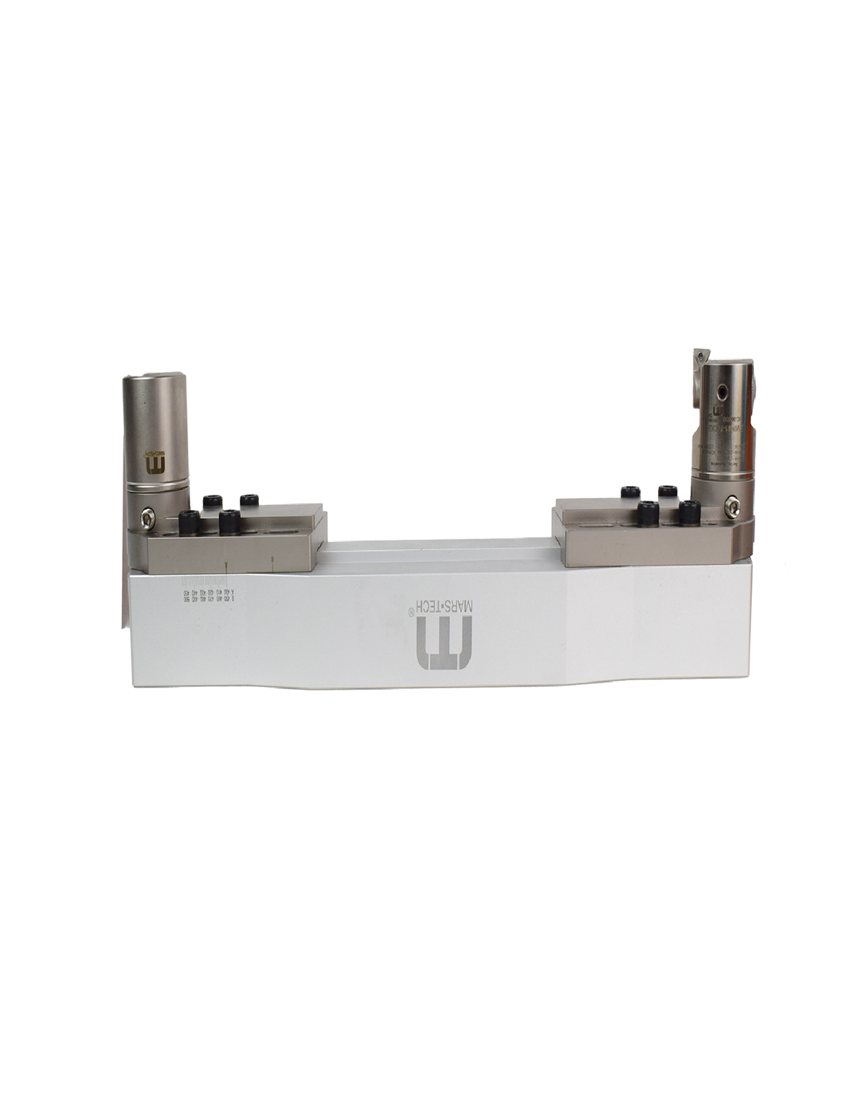 Metal tool holder with two cylindrical components
