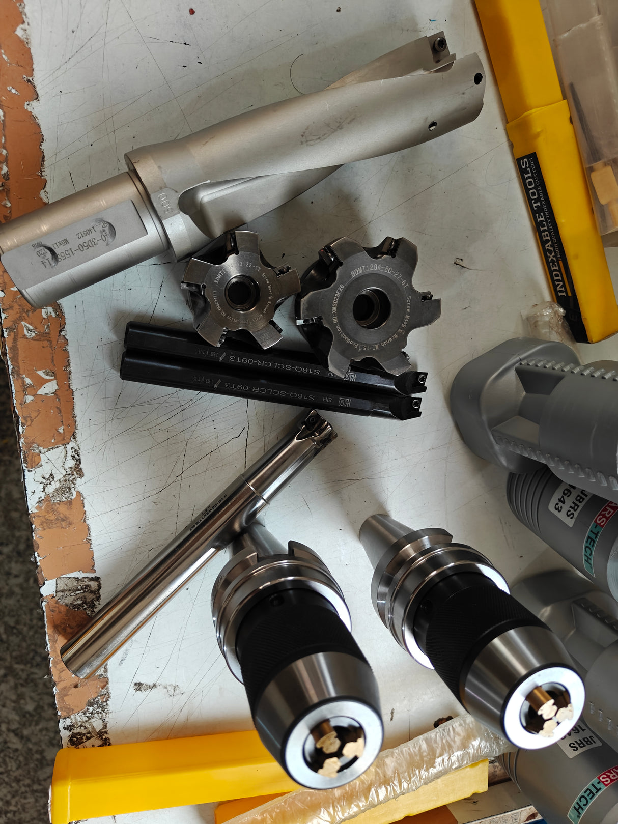 SDMT CUTTERS, U DRILLS , LNMU CUTTER , BT40 APU13 , BORING BAR DEAL