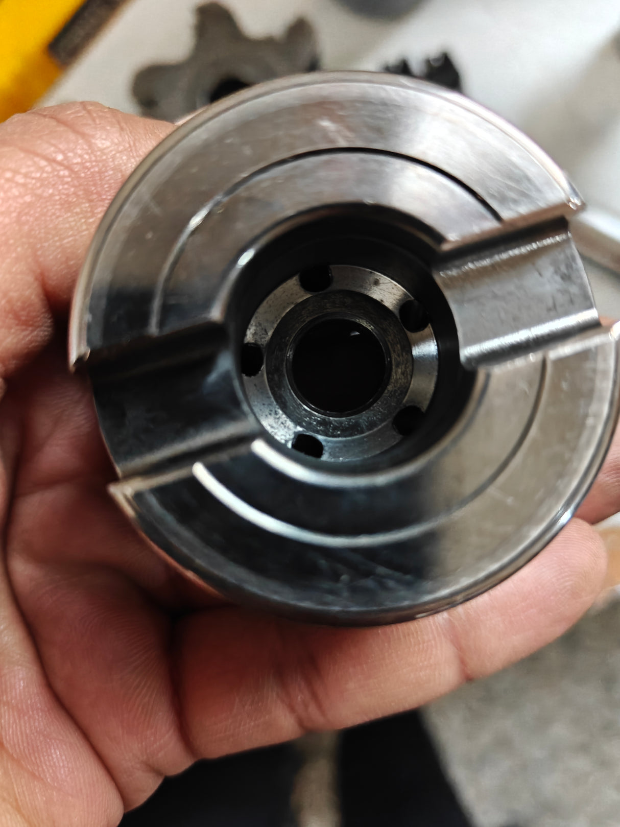 SDMT CUTTERS, U DRILLS , LNMU CUTTER , BT40 APU13 , BORING BAR DEAL