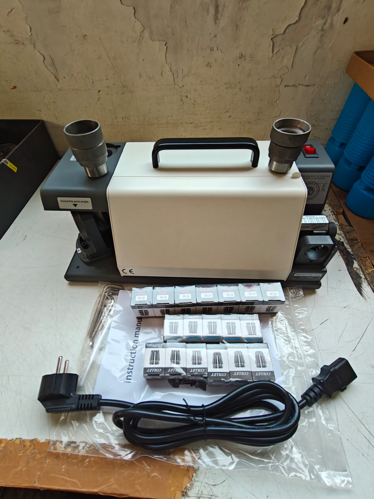 Electrical equipment with cables 