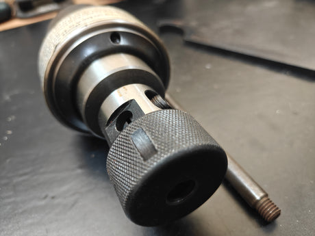 Machining tapping head tool