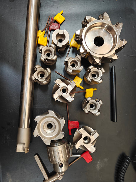 Assorted milling cutter tools