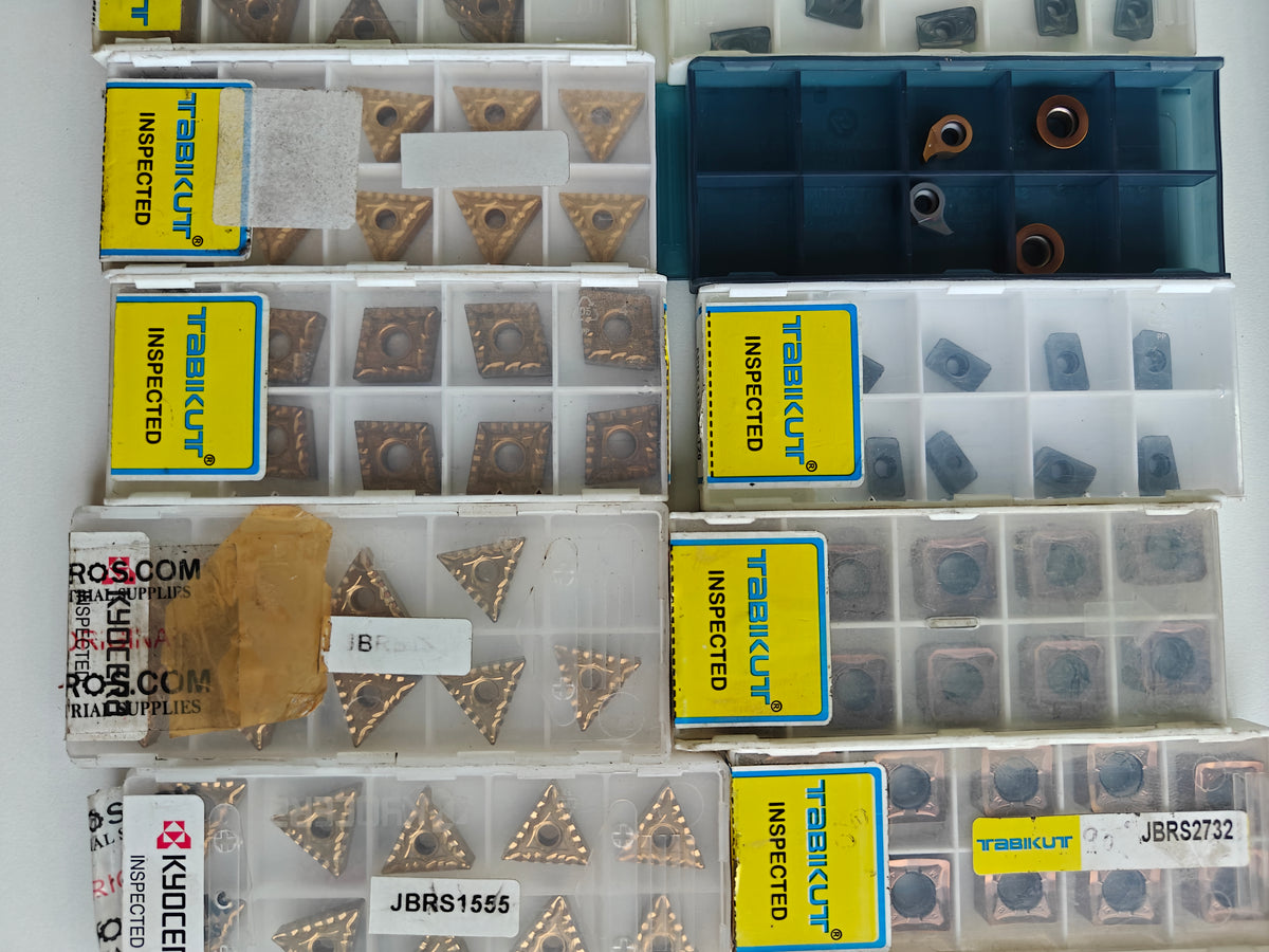 Assorted CNC turning inserts