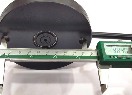 Digital caliper measuring metal
