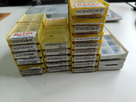 Precision cutting tool inserts