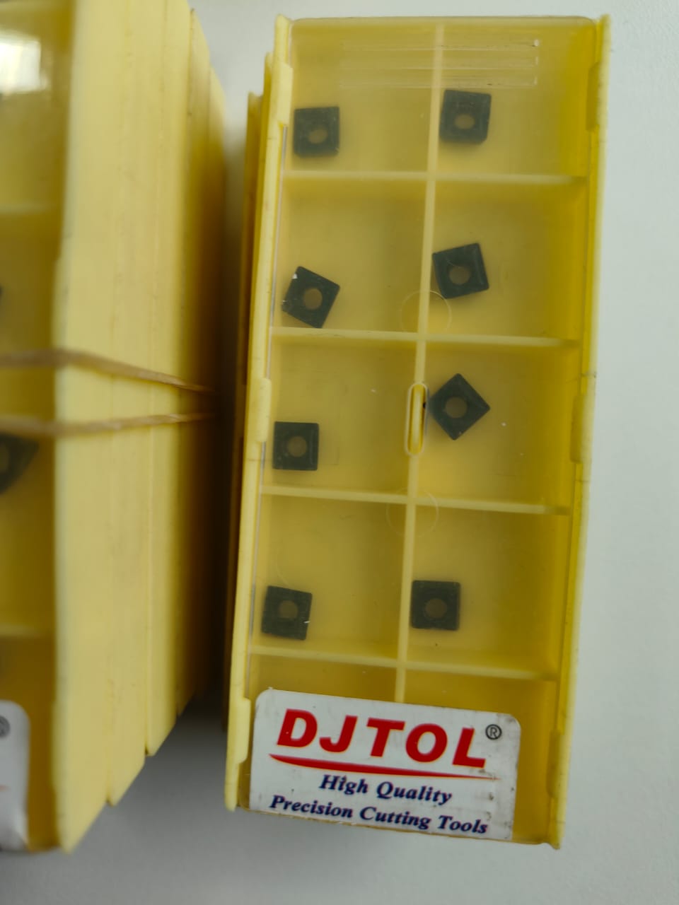 Square carbide cutting tools