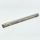 Metal internal threading bar