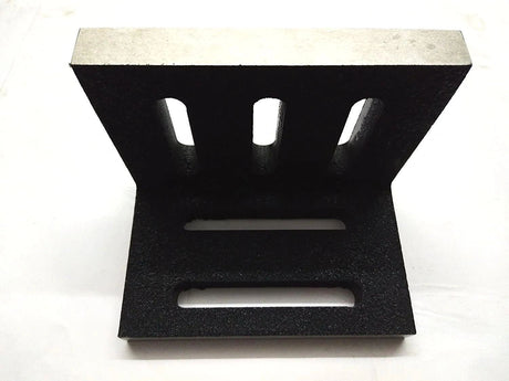 Slotted angle bracket