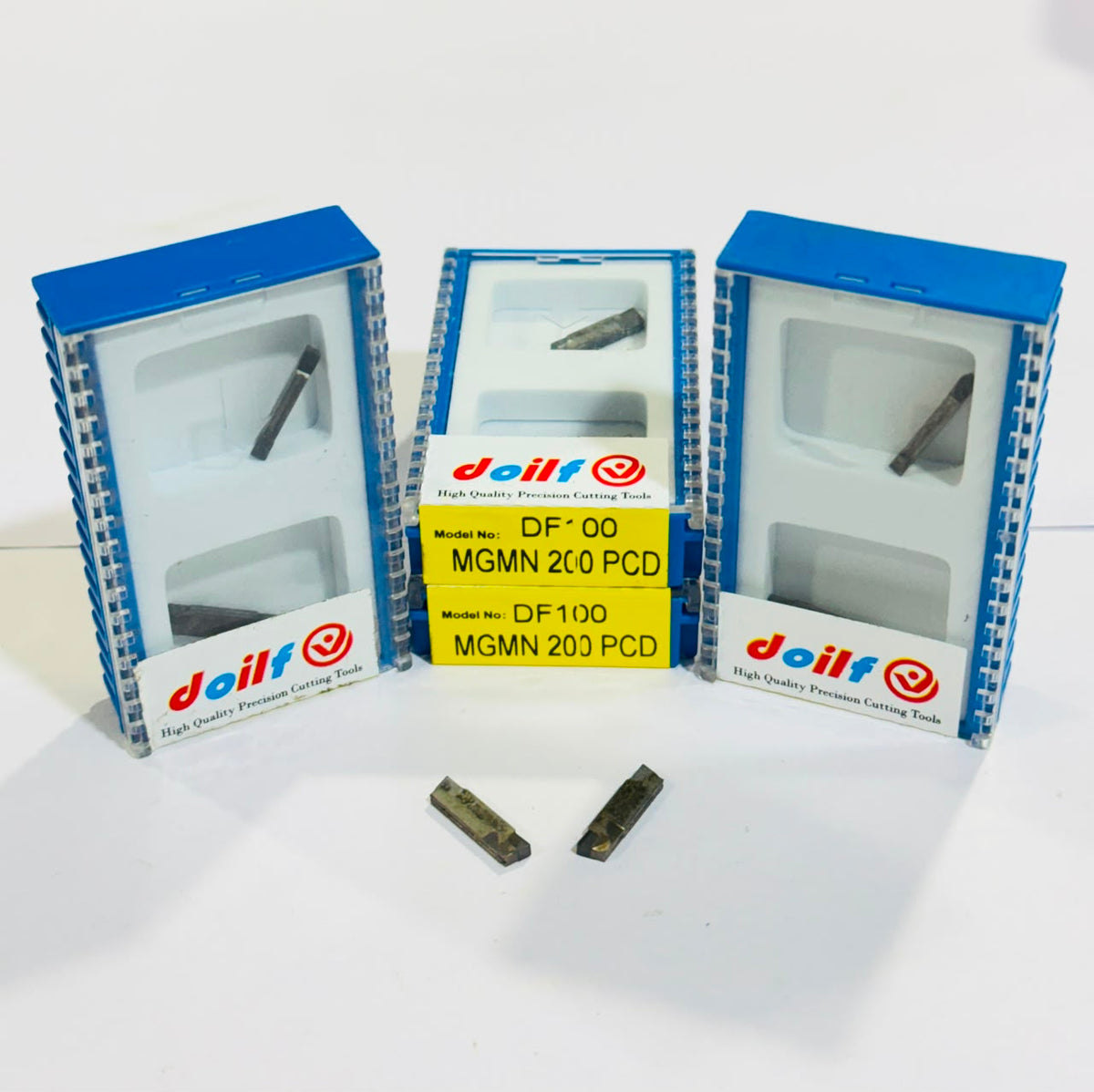 Carbide brazed lathe tool bits