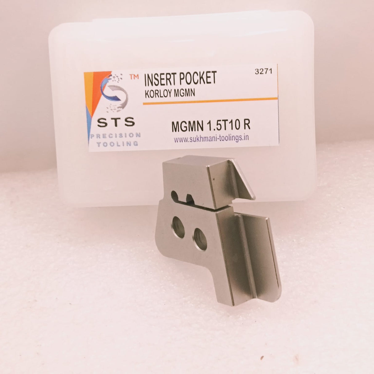 Metal tool insert 