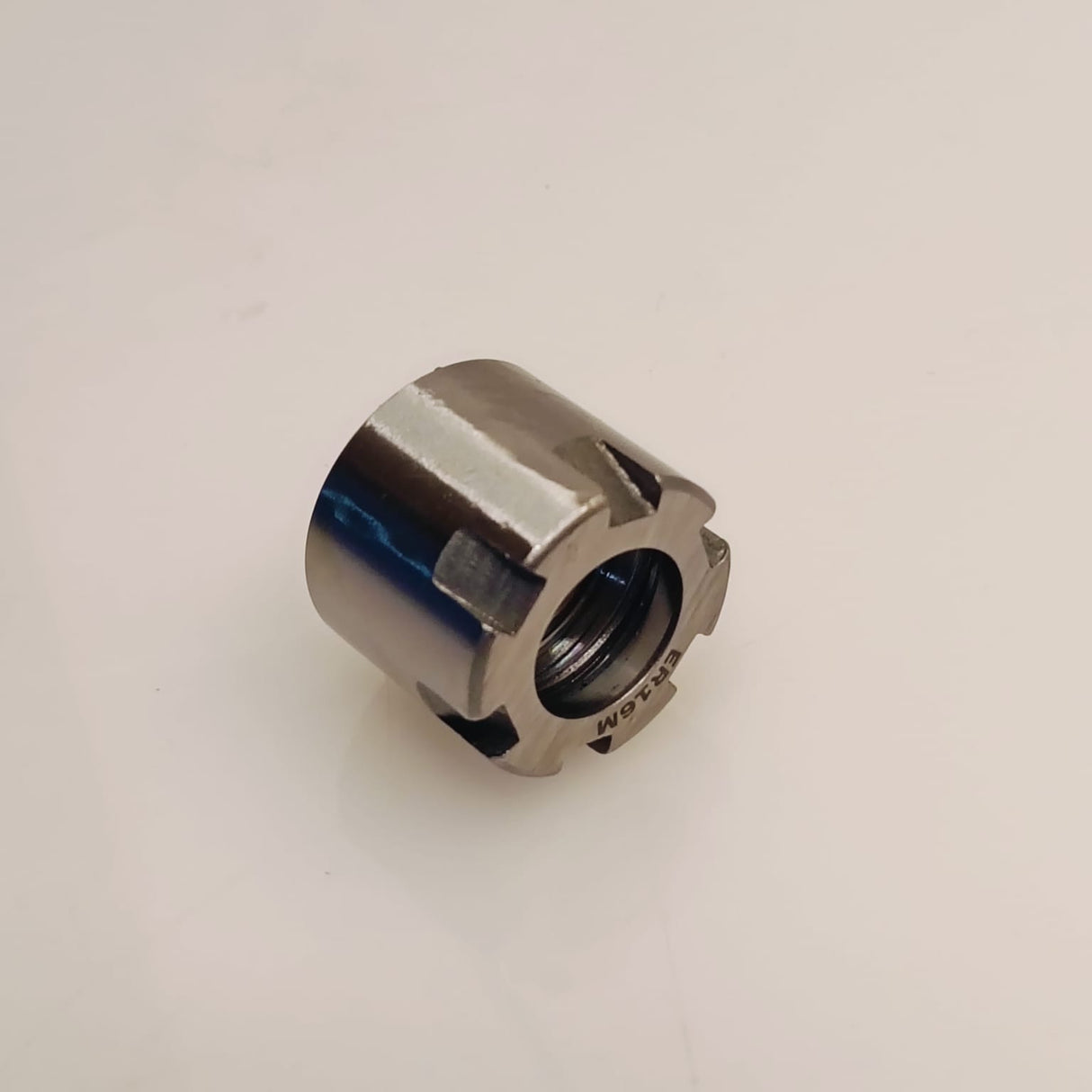 ER NUT